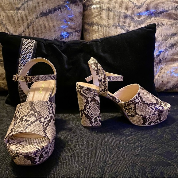 Bamboo platform snakeskin block heel sandals - Picture 4 of 8